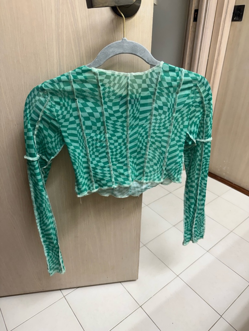 Edikted Green Checkerboard Long Sleeve Crop Top